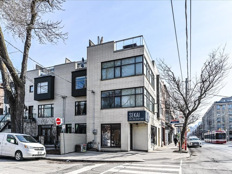 968 Queen Street West